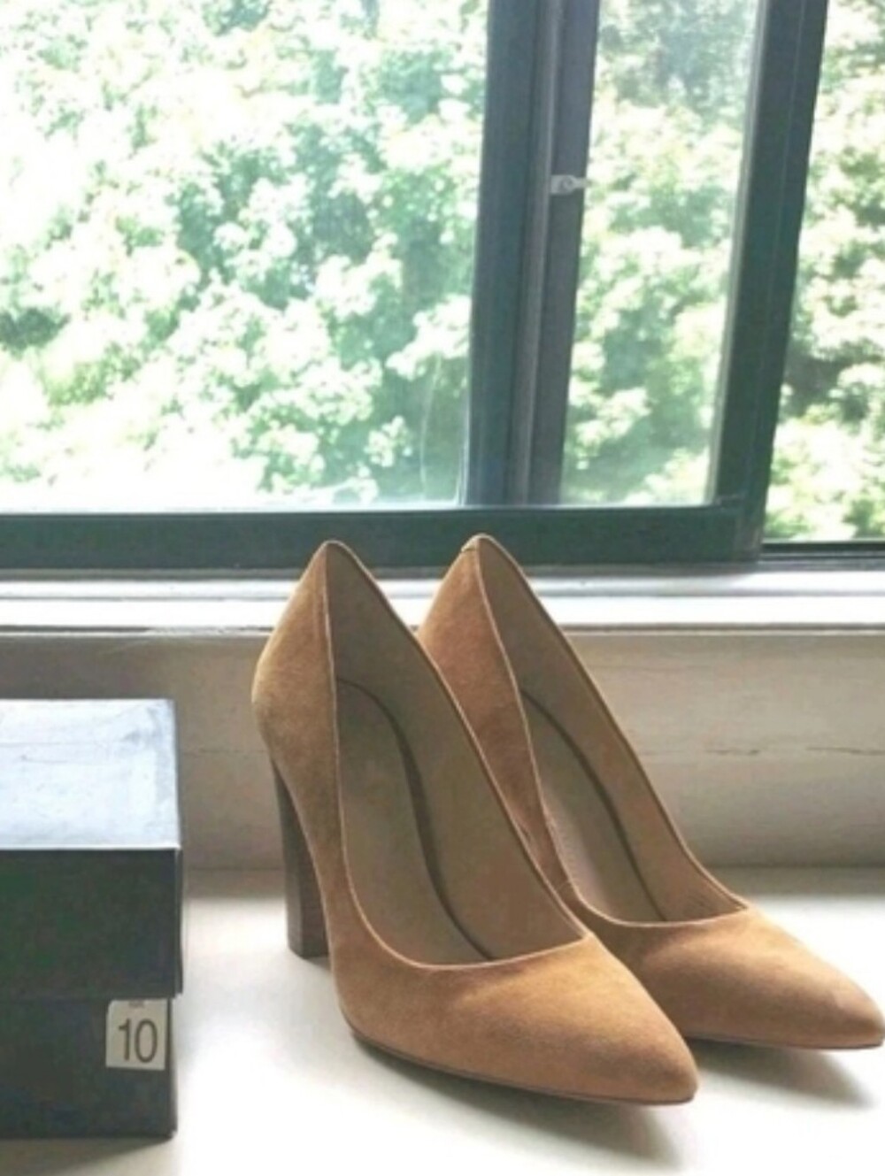 BCBGeneration Suede Camel Tan Pointed Toe Block Heel Pumps Size 10 - Picture 4 of 16